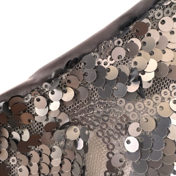 Rene Ruiz Collective V-neck Sequin Gown in "Silver" Size 10 - Picture 7 of 15